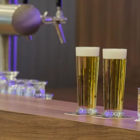 Express Centre 호텔