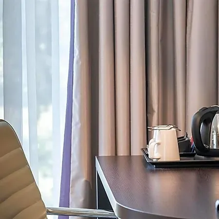 Hotel Express Centre 3*