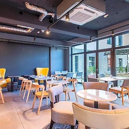 Express Centre Hotel 3*